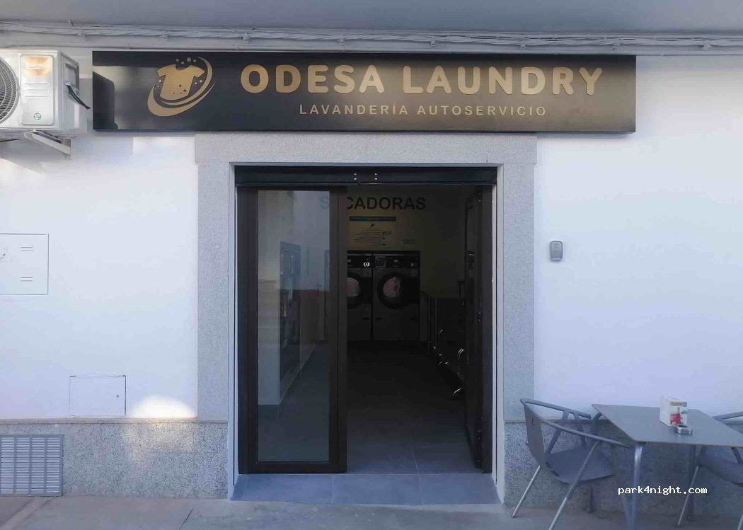 (06380) Jerez de los Caballeros - 4 Plaza Santiago — foto 4