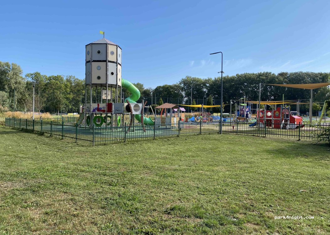 (05-850) Ożarów Mazowiecki - 15 Parkowa — foto 2