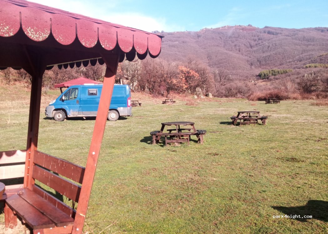 (4530) Strelcha - Unnamed Road — foto