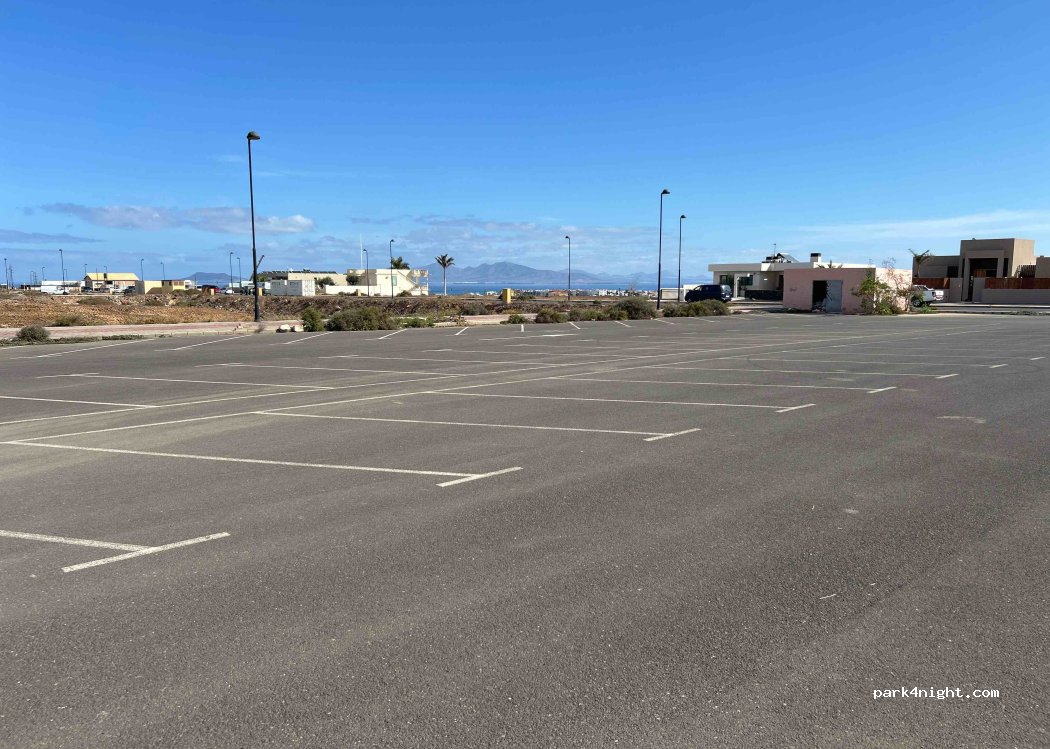 (35660) La Oliva - 35A Urbanización los Lagos — foto