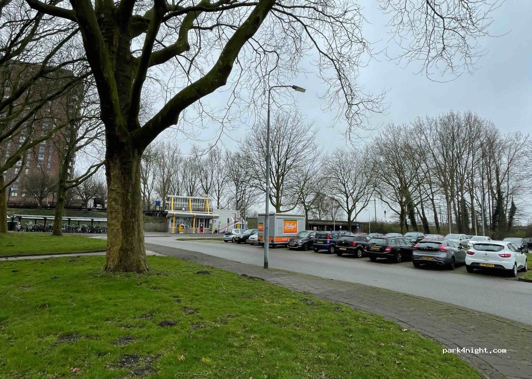 (1508 WV) Zaandam - 4 Veldbloemenweg — foto