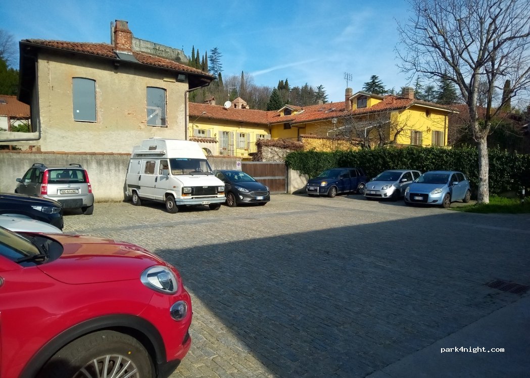 (10051) Avigliana - 11 Piazza Conte Rosso — foto