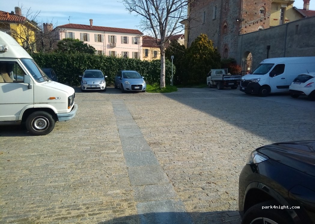 (10051) Avigliana - 11 Piazza Conte Rosso — foto 2