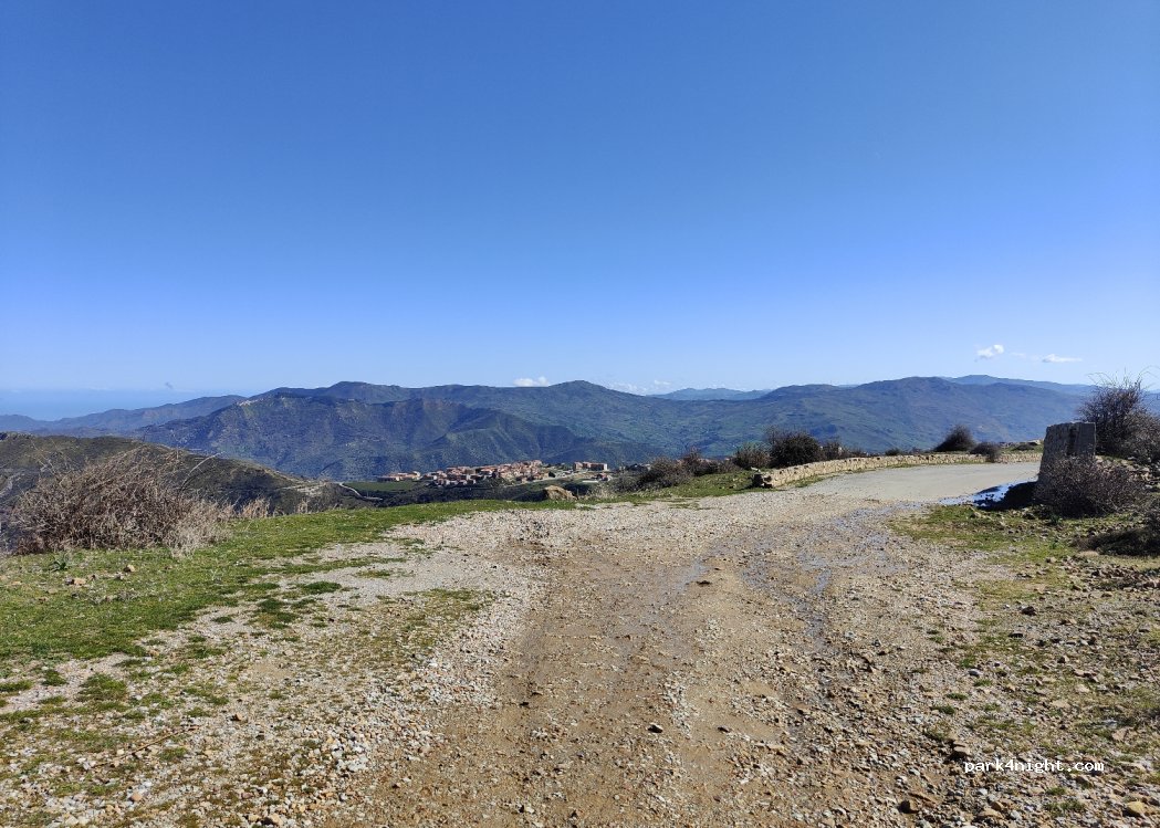 (90010) Geraci Siculo - Via della Libertà — foto 2