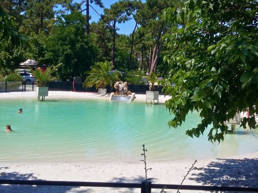 Camping Les Pins d'Oléron**** — foto 2