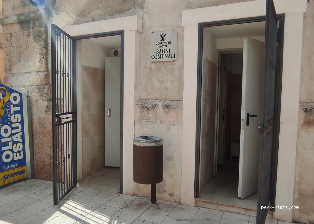 (96017) Noto - 14 Via Sergio Sallicano — foto