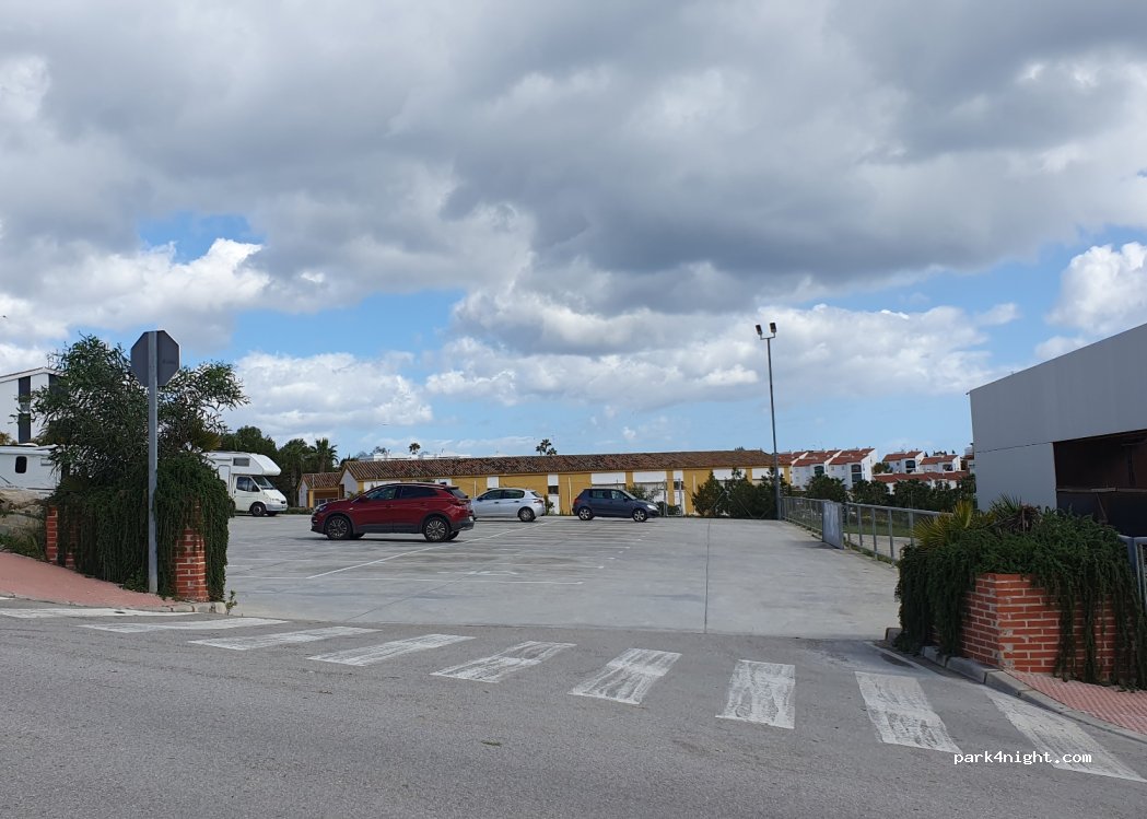 (29680) Estepona - 142 Calle Juan Benitez — foto 2
