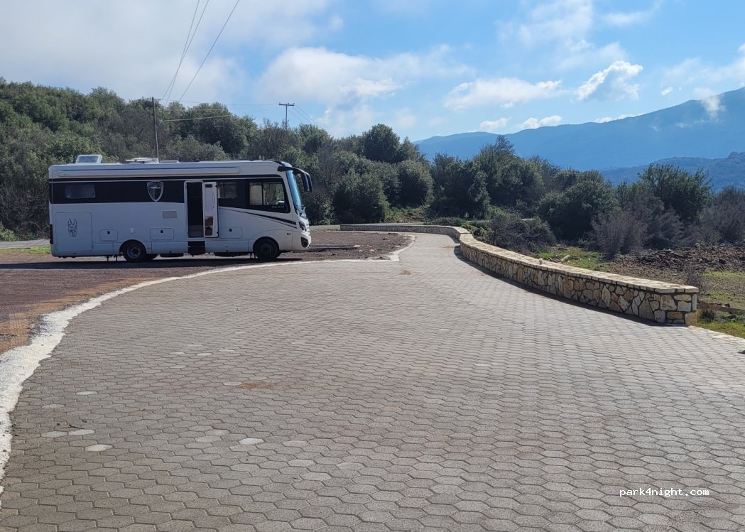 (220 15) Gortynia - Eparchiaki Odos Xirokaritainas - Dafnis — foto 2