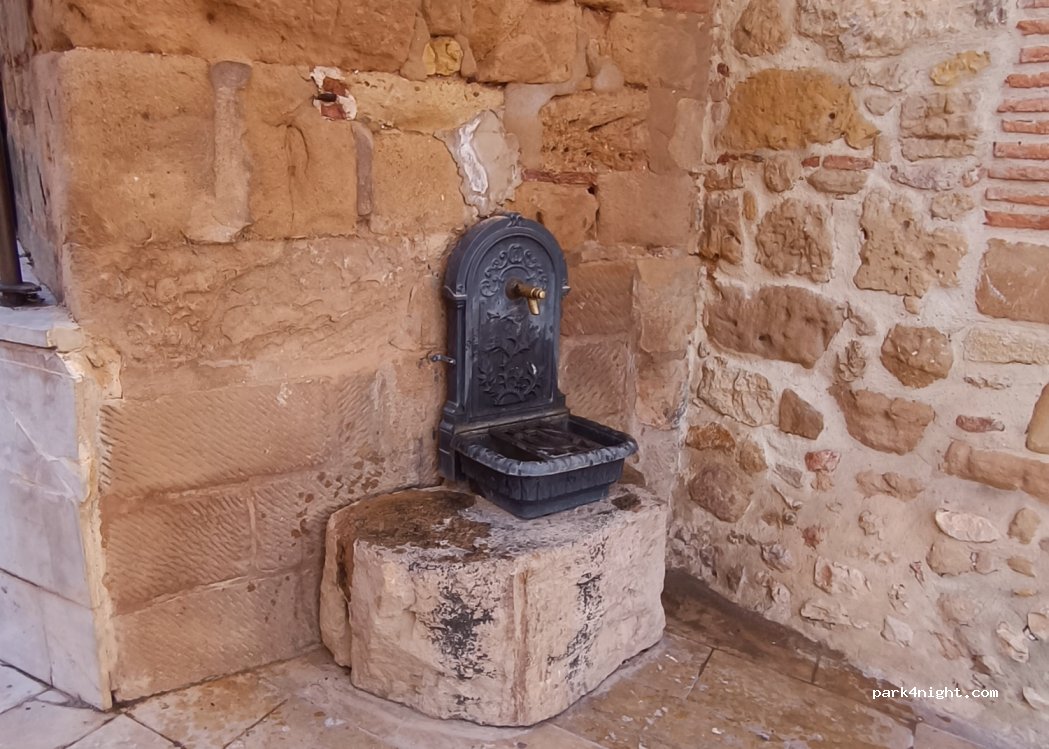 (44557) La Mata de los Olmos - 3 Plaza Mayor — foto
