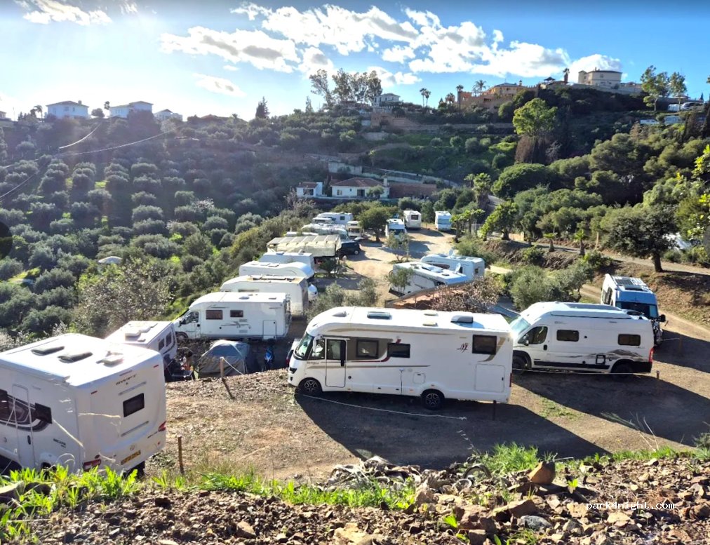 RV/Motorhome Park Málaga City –3.5 km's to city centre — foto