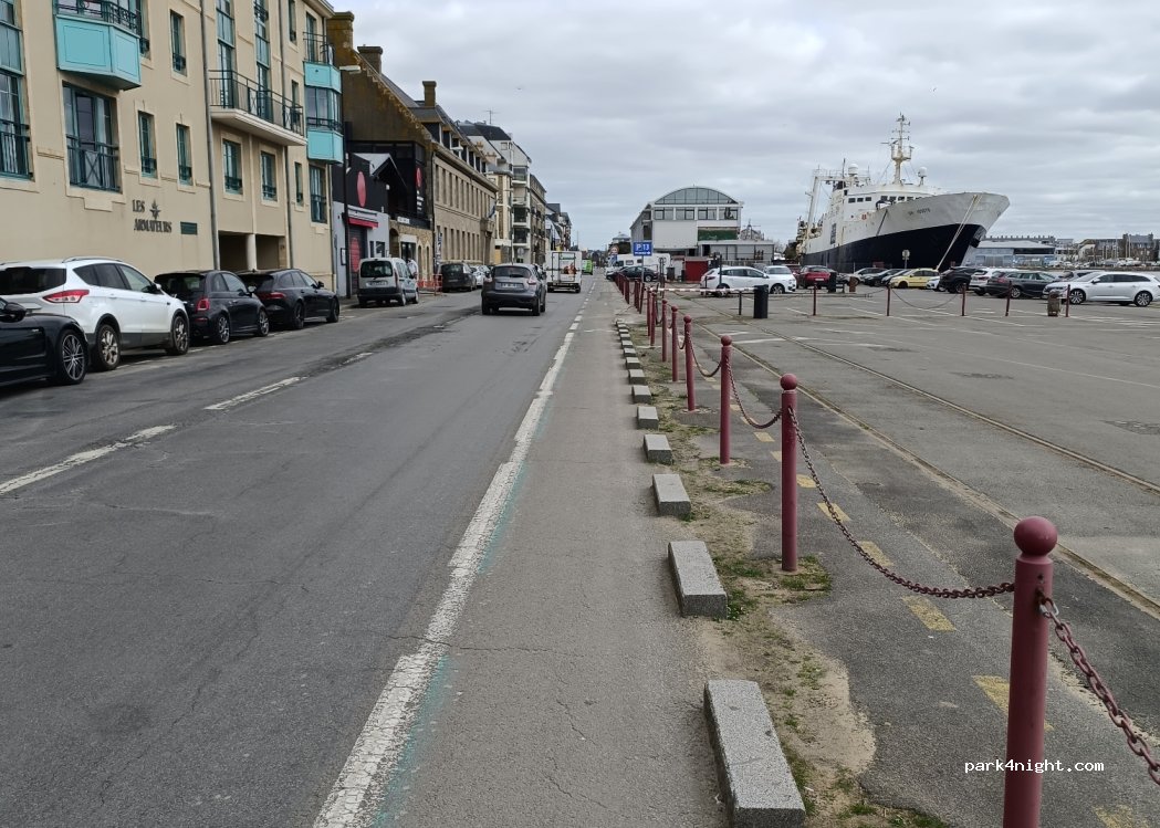 (35400) Saint-Malo - 27 Quai Duguay-Trouin — foto