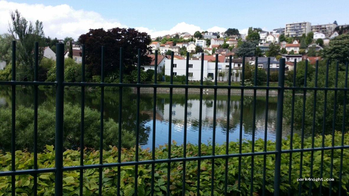 (92350) Le Plessis-Robinson - 1 Chaussée de l'Étang — foto