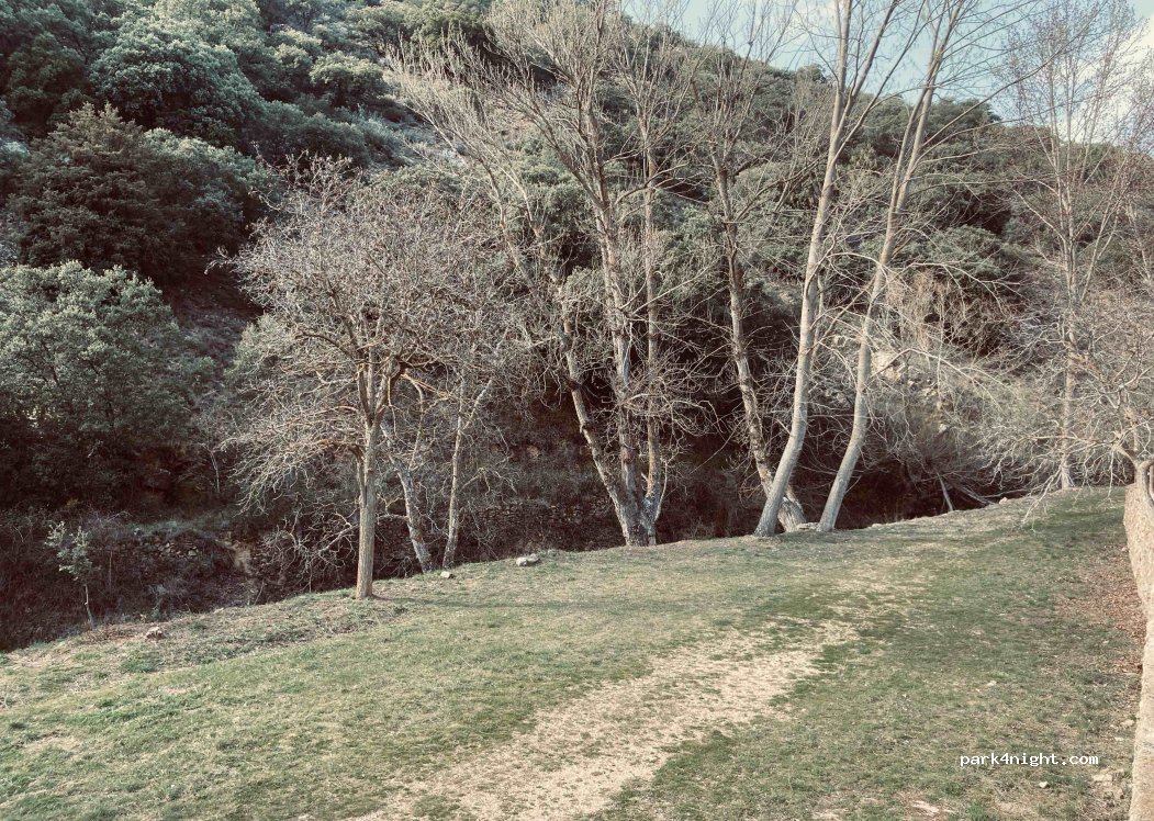 (50313) Aniñón - Unnamed Road — foto