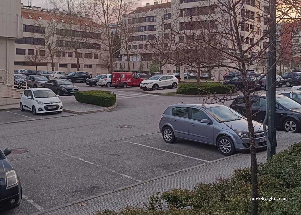 (5000-446) Vila Real - lote 9 Rua de Santa Iria — foto 2