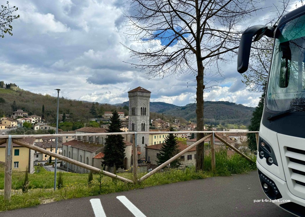 Area sosta Gaiole In Chianti — foto 5