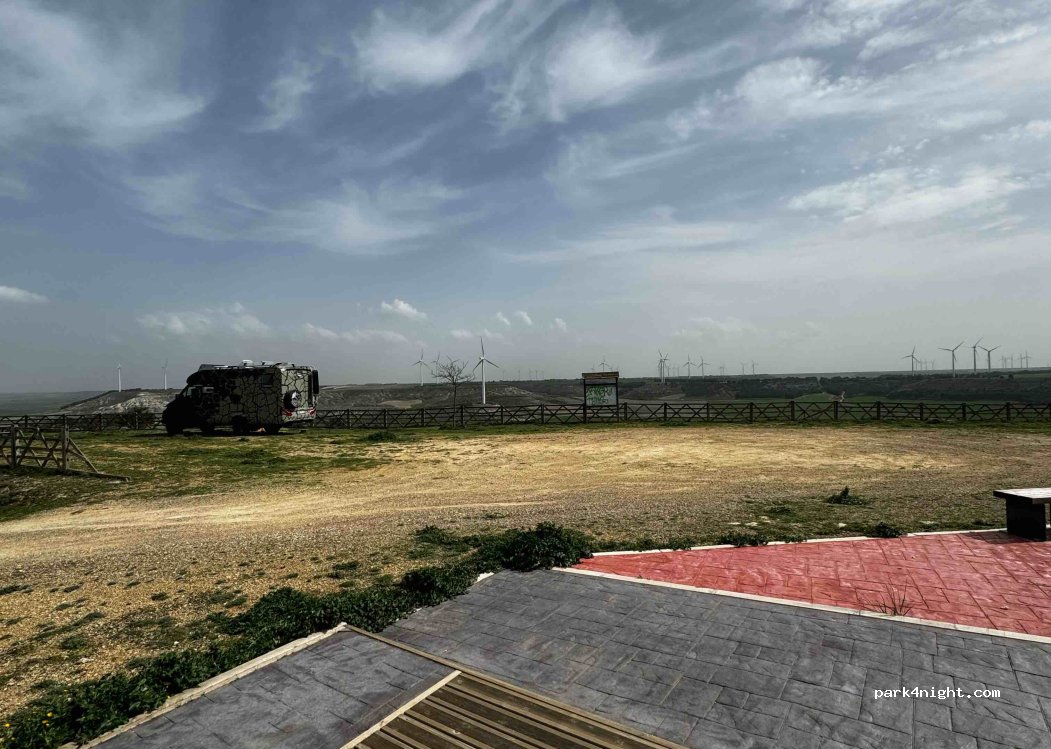 (34305) Torremormojón - Unnamed Road — foto 3