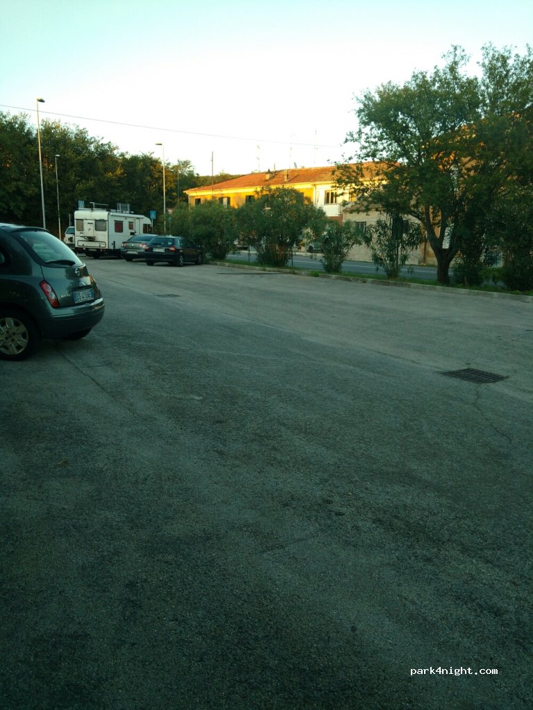 (61121) Ponte del Colombarone - 18 Via Pesaro — foto 2