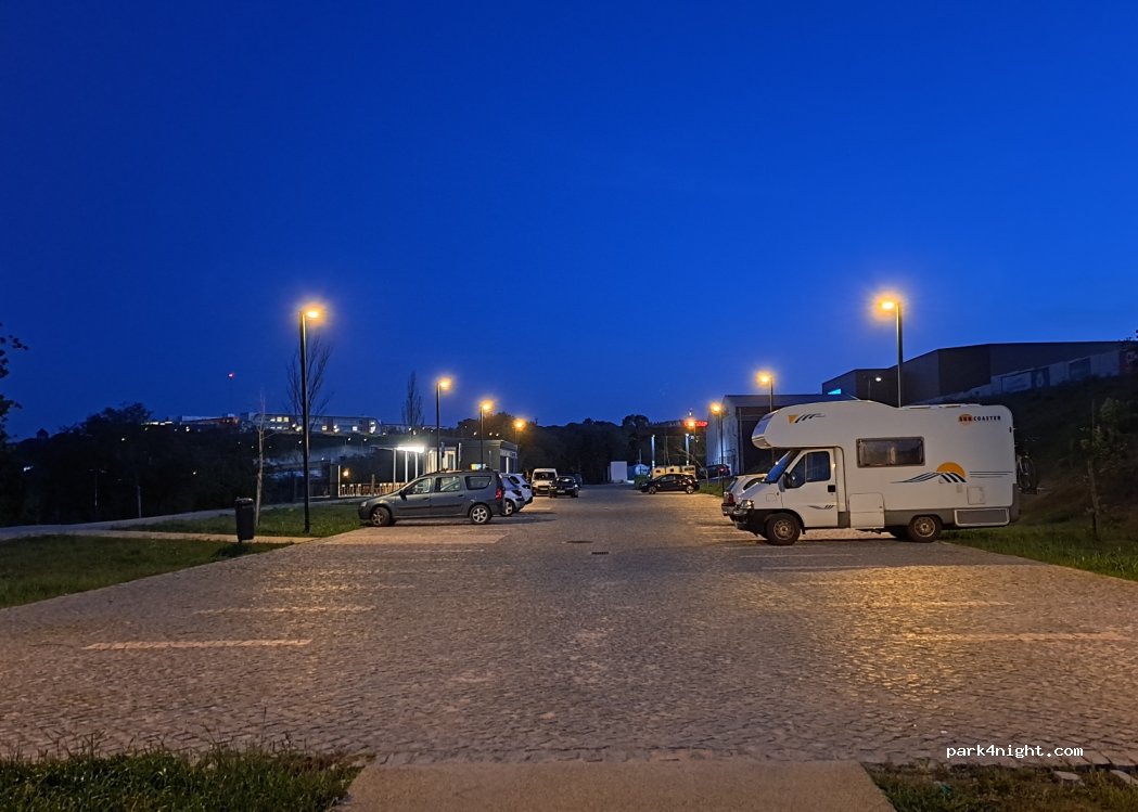 (2400) Leiria - Unnamed Road — foto 3