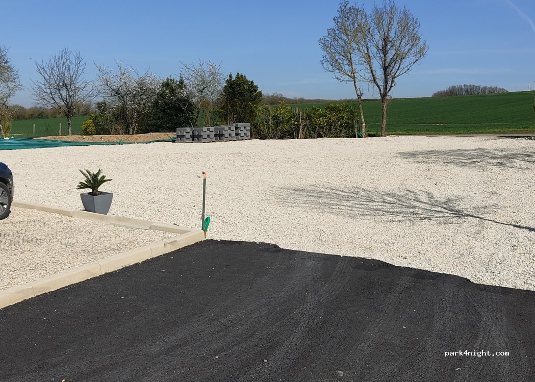 (16230) Mansle-les-Fontaines - 25 Rue du Relais de Poste — foto 2