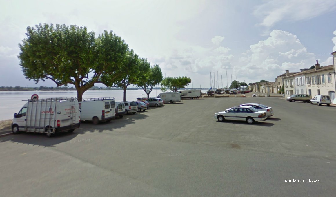 (33710) Bourg - 5 Quai Jean Bart — foto