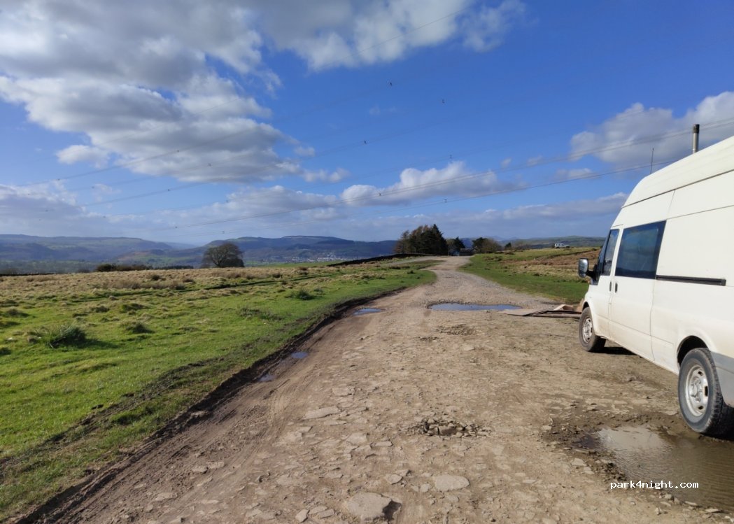 (CF46 6PW) Hengoed - Bwlch Carnygelli — foto