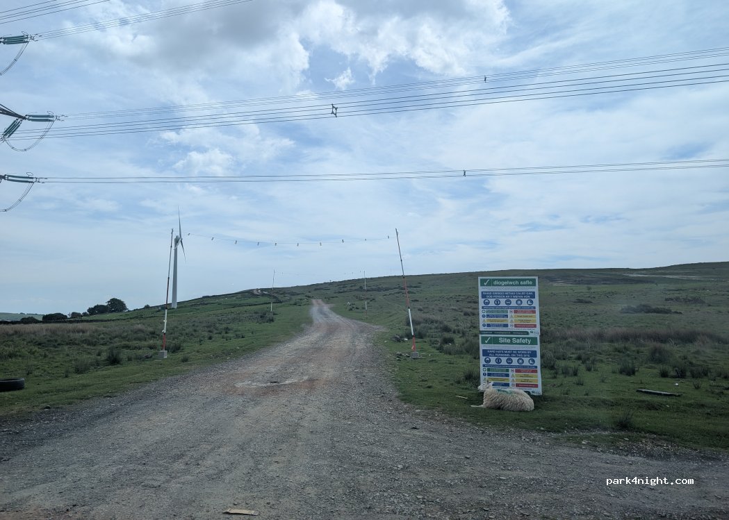 (CF46 6PW) Hengoed - Bwlch Carnygelli — foto 5