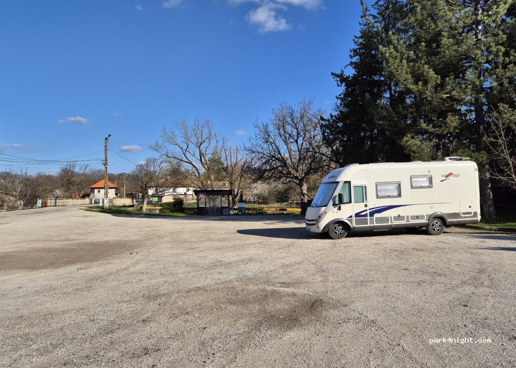 (5065) Emen - Unnamed Road — foto