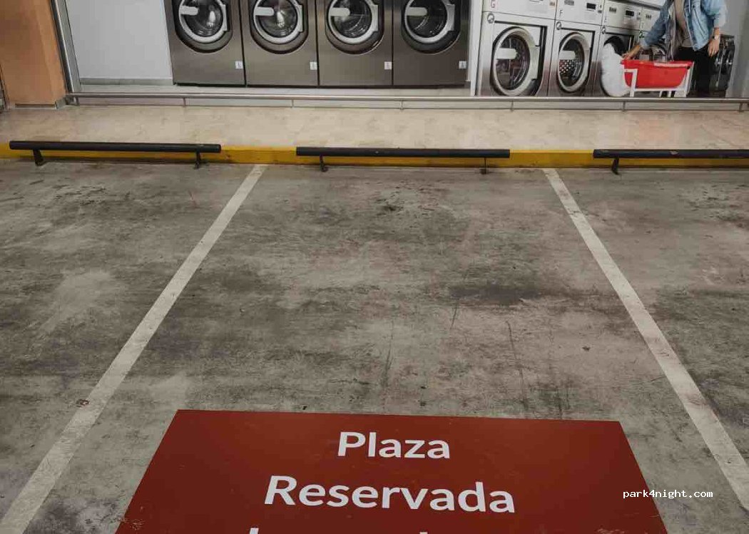 (04009) Almería - s/n Calle Médico Francisco Pérez Company — foto 2