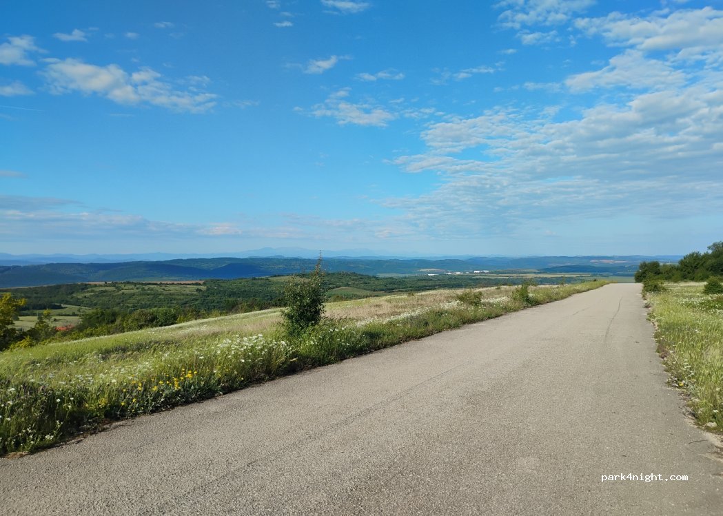 (5031) Veliko Tarnovo - Unnamed Road — foto 2