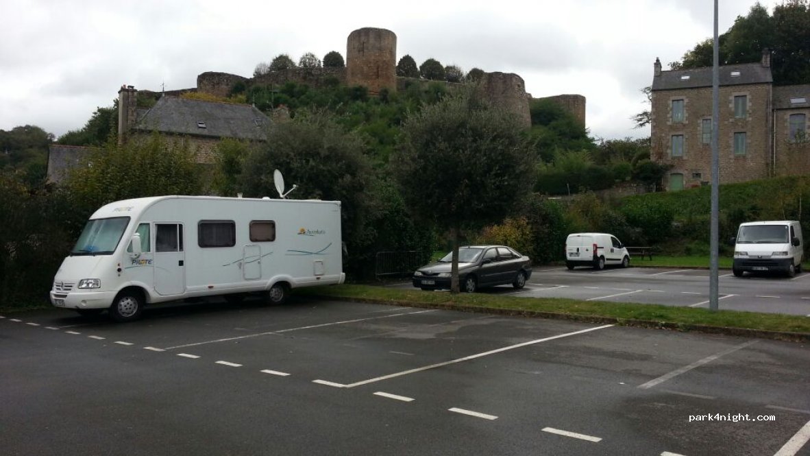 (22100) Dinan - Route de la Brancherie — foto