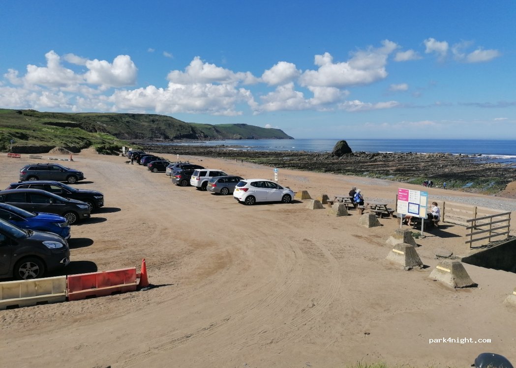 (EX23 0AG) Widemouth Bay - Marine Drive — foto