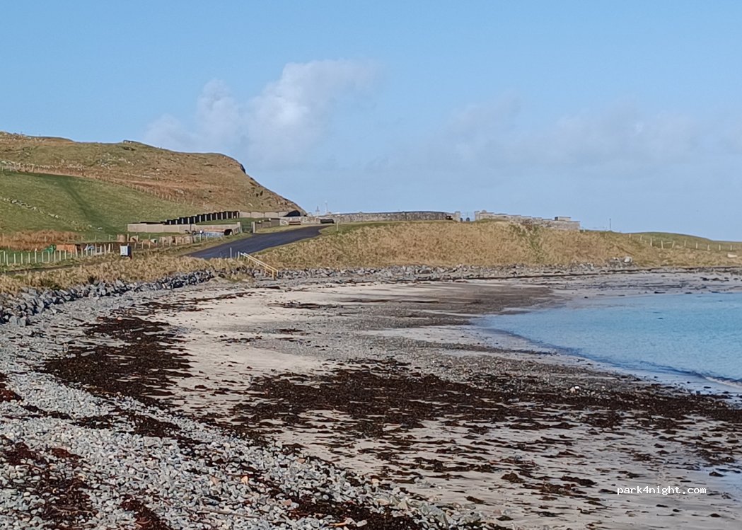 (IV27) Scourie - Unnamed Road — foto