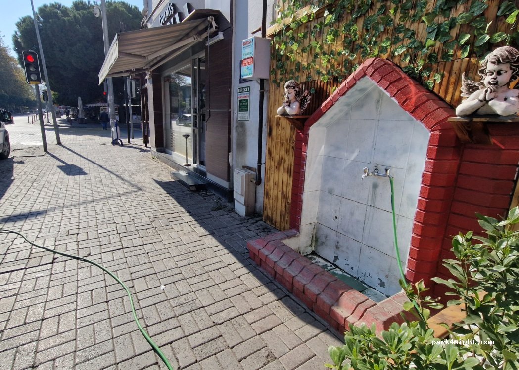 (35920) Selçuk - 4 I 1013. Sokak — foto