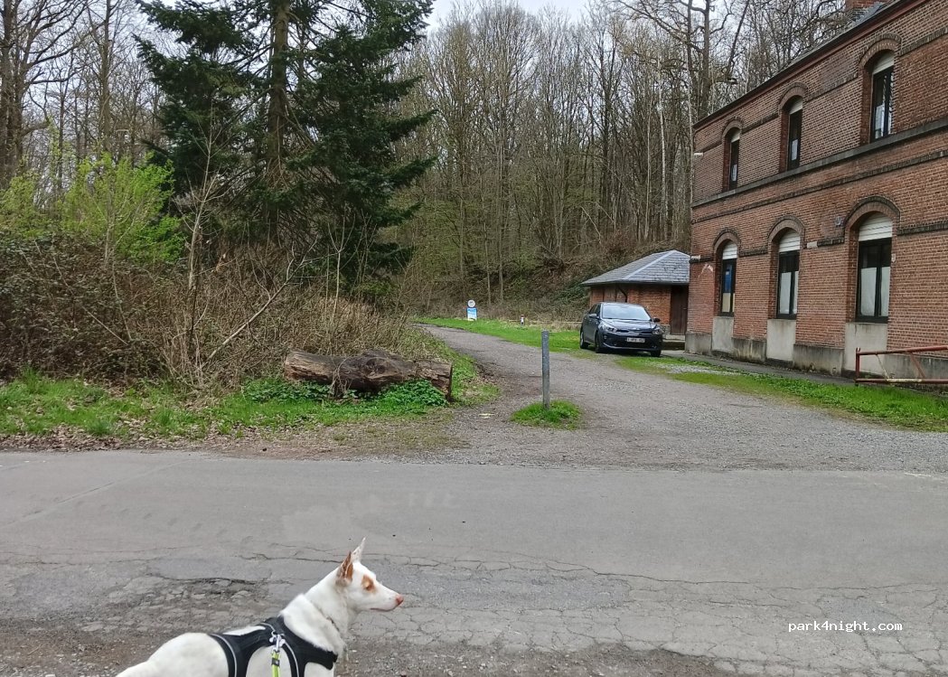 (7140) Morlanwelz - 2 Cité de l'Olive — foto 2