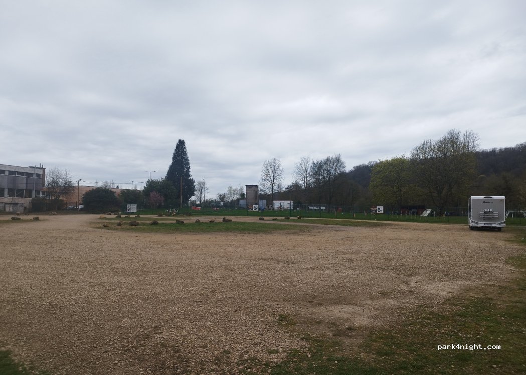 (54240) Jœuf - 1 Rue du Stade — foto 2
