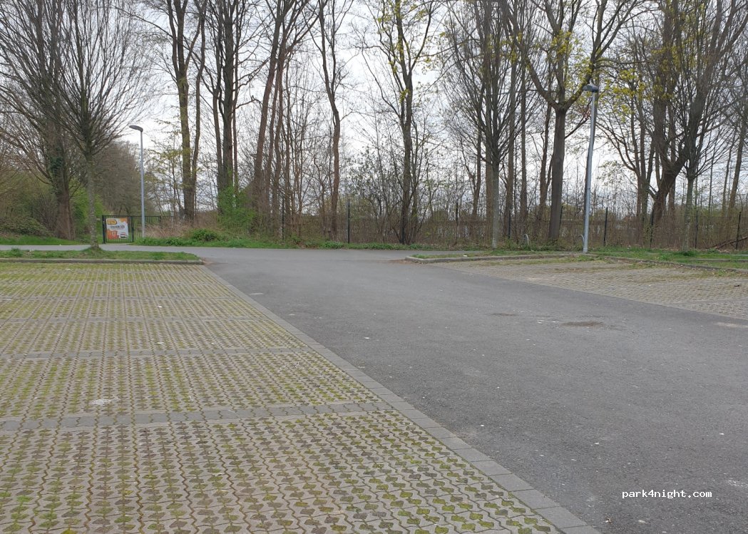 (59423) Unna - 24 Am Südfriedhof — foto