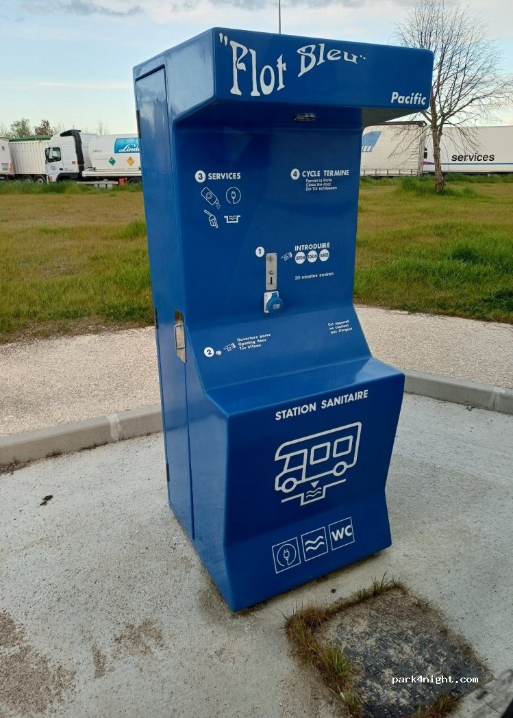 (82210) Saint-Nicolas-de-la-Grave - — foto