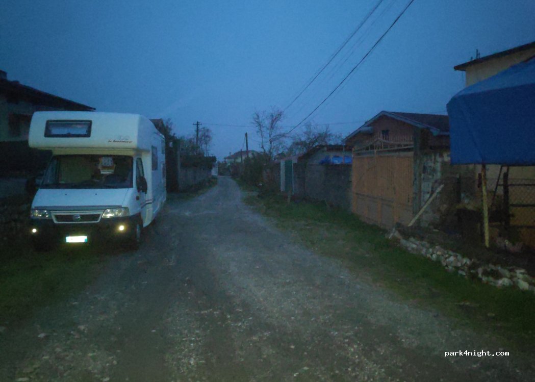 (4001) Oblikë - E851 — foto