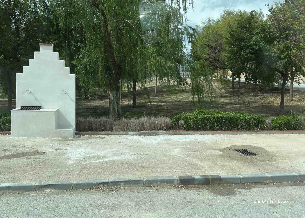 Área autocaravanas huesa — foto