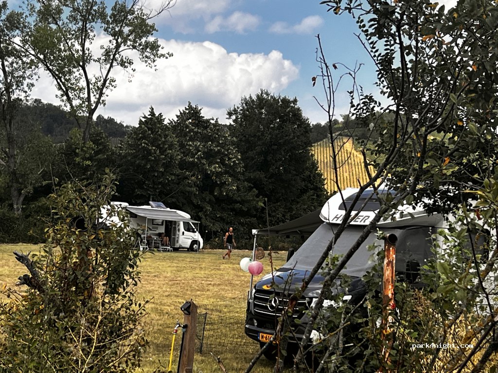 Camper plaats , Campeggio  per Amore del Vino — foto