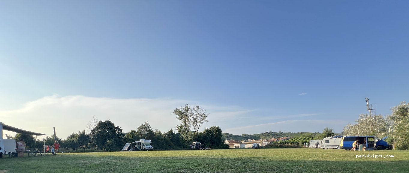 Camper plaats , Campeggio  per Amore del Vino — foto 4