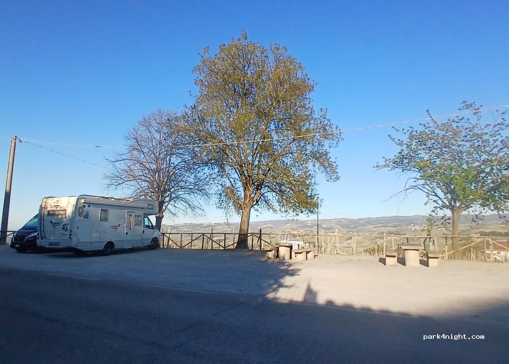 (12060) Barolo - 13 Via La Morra — foto 5