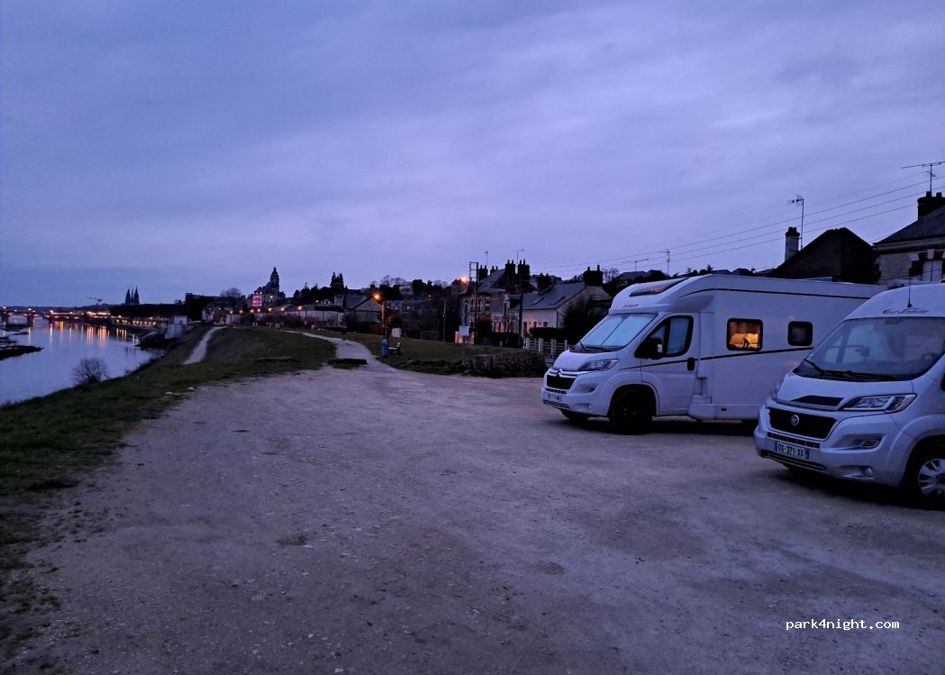 (41000) Blois - 46 Levée des Tuileries — foto 2