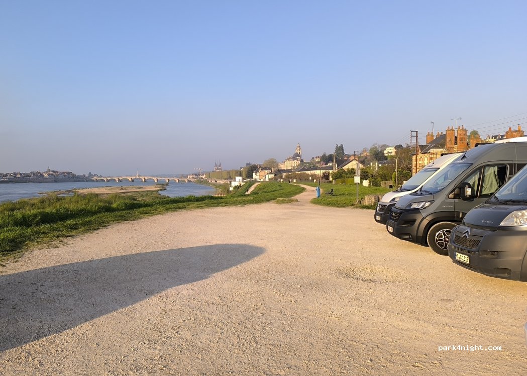 (41000) Blois - 46 Levée des Tuileries — foto 3