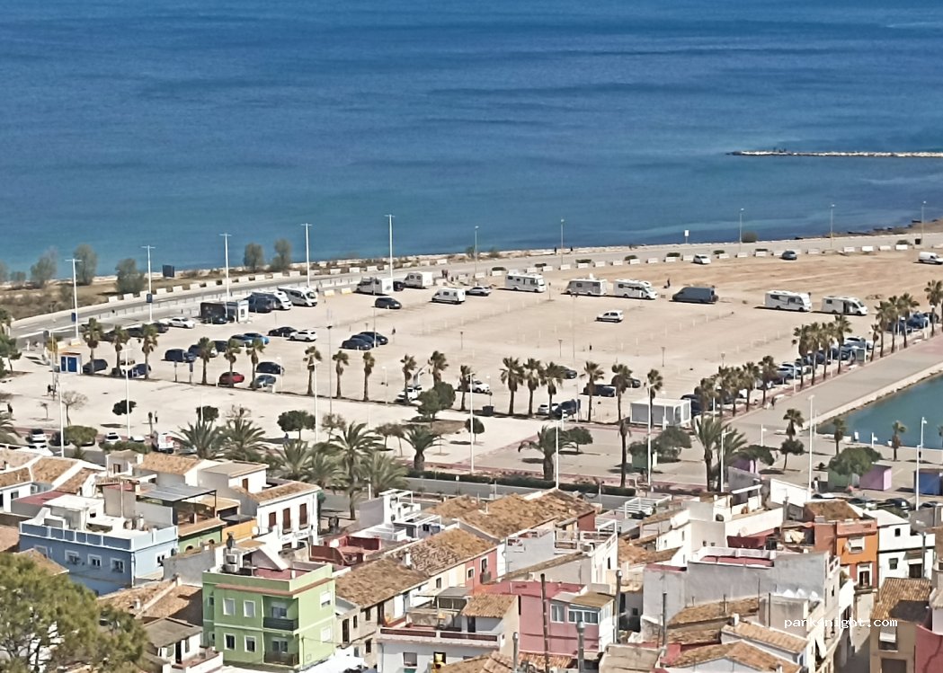 (03700) Dénia - 110 Passeig del Saladar — foto 2