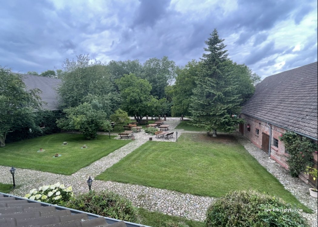 Zoltáns Hof — foto