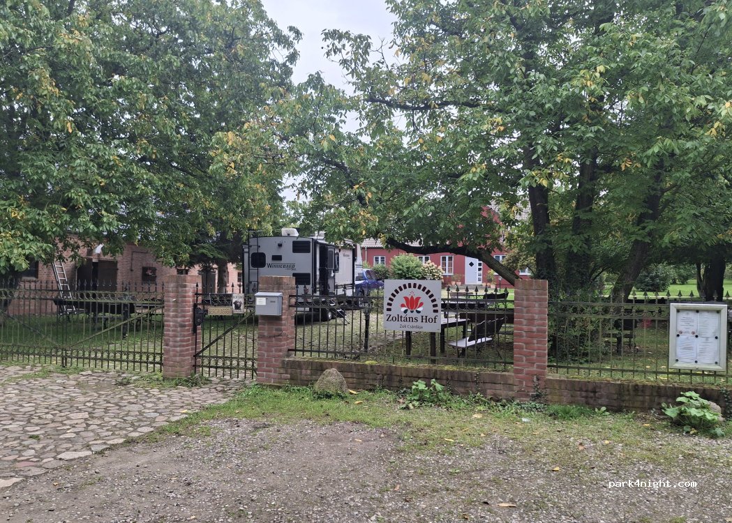 Zoltáns Hof — foto 4