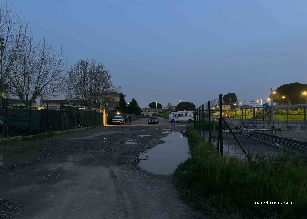 (56122) Pisa - 81 Via Livornese — foto 3