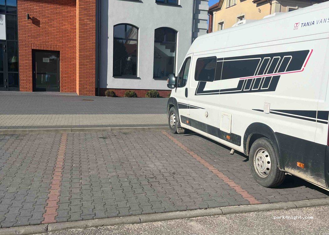 (18-500) Kolno - 2 plac Kardynała Stefana Wyszyńskiego — foto