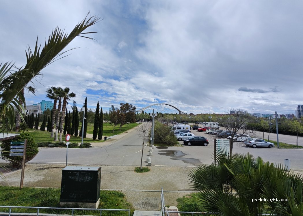 (50018) Zaragoza - P.º de los Puentes — foto